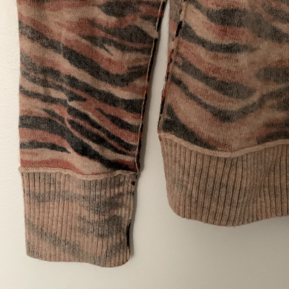 NWOT FREE PEOPLE Cashmere Nocturnal Cardi Tiger Print - Picture 8 of 11